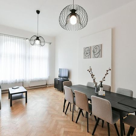 Wsp Petrin Garden Apartments Prague Luaran gambar