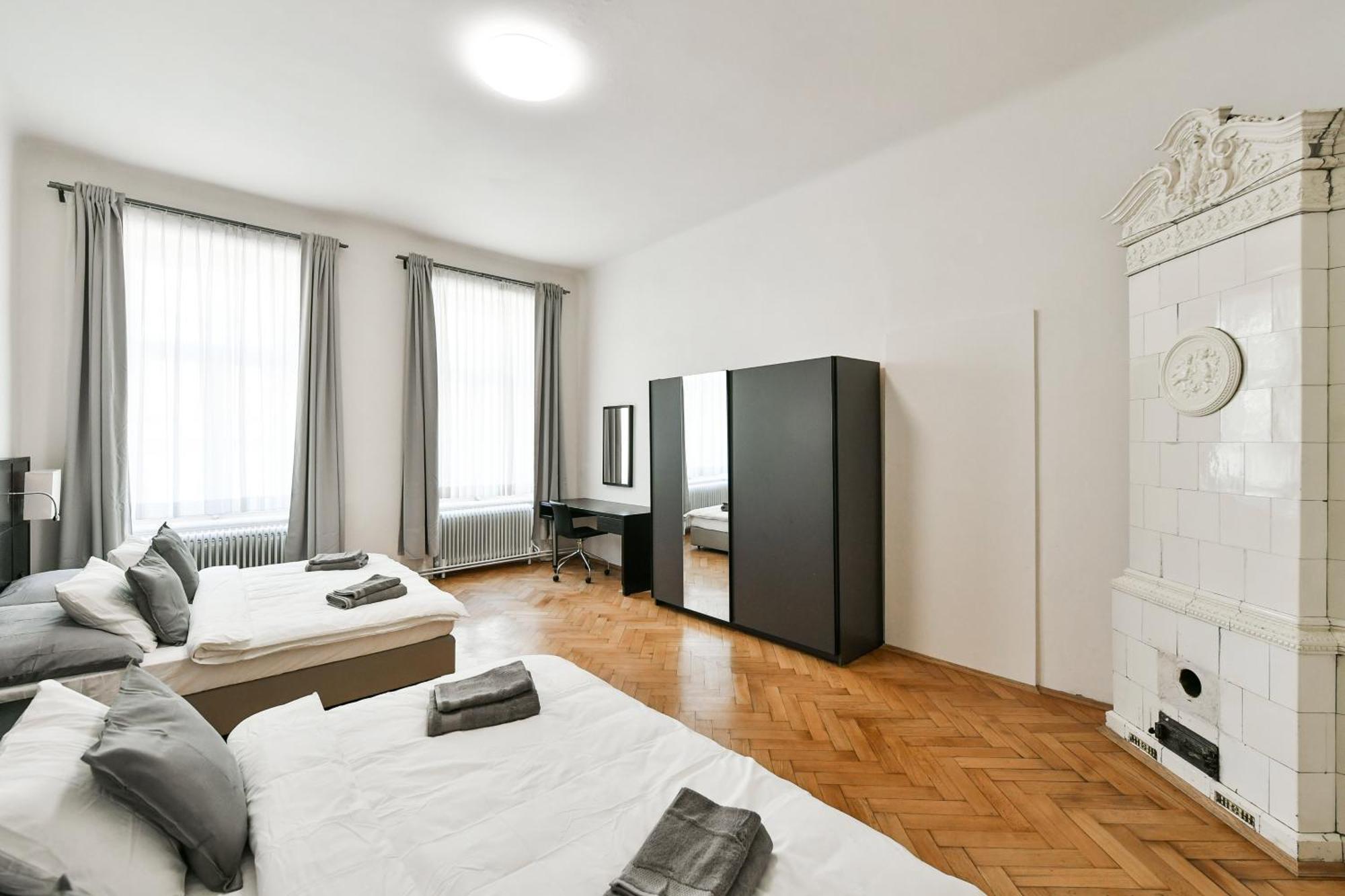Wsp Petrin Garden Apartments Prague Luaran gambar